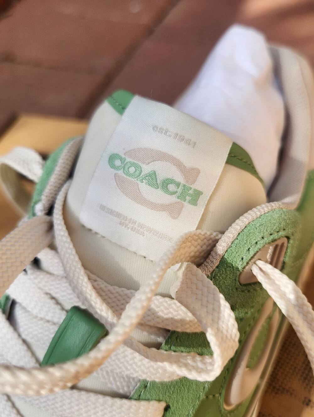 Coach Soho Sneaker Size 7.5 Men/8.5 Women - Picture 6 of 14